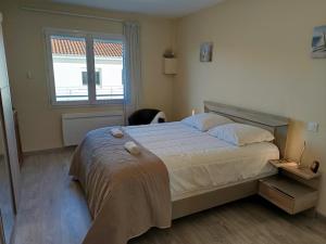 Notre-Dame-de-Monts - Apt spacieux 76m² - 6 pers - Animaux admis - Parking - FR-1-540-327