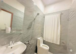 Cozy Heart Old Quarter