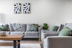 Herald Building Newcastle - Coastal City Retreat