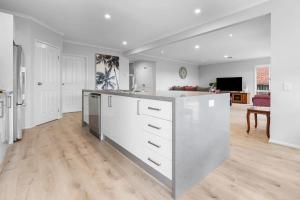 Exclusive Luxury Oasis Tumbi Umbi NSW