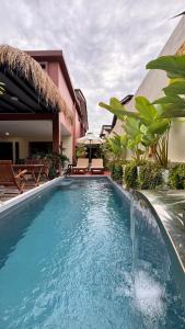 Hometel - Casa Suria by the Bayou 5BR TruBalinese