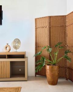 Salt n Pepper - Sage Villa with shared Pool - Adults Only