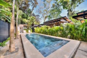 Salt n Pepper - Thyme Villa with shared Pool - Adults Only