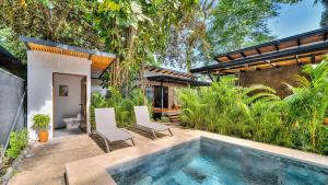 Salt n Pepper - Thyme Villa with shared Pool - Adults Only