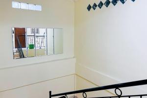 Taisir Residence Near Palmerah Mitra RedDoorz