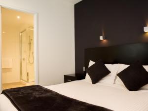 Richmond Central Apartments