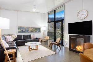 Ecocrackenback 5 - Stay 3, Pay 2 Summer 2026