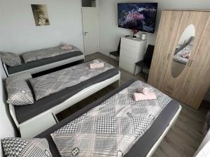 Modernes Apartment mit Balkon