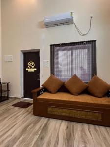 Wind and Wave Resorts and Luxury Rooms Near Pondy and Auroville
