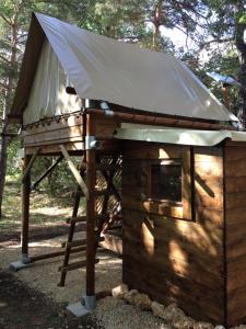 Campings Camping l'Avelanede : photos des chambres
