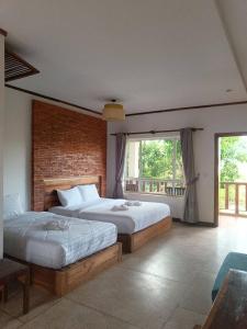 Likas Family Homestay & Pool Villa