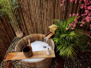 Konijiwa Pool Villa Bangsaen