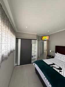 Unit 32 Ongwe