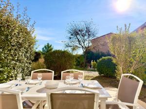 La Traversante du Mas, 6 pers piscine à Calvisson