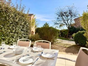 La Traversante du Mas, 6 pers piscine à Calvisson