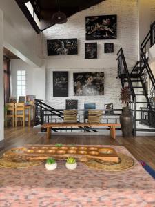 Art Studio Loft Apartment with Stunning Views