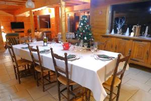 Chalet sous Le Théâtre