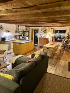 Gîte 8 pers avec spa et jardin proximité Aurillac