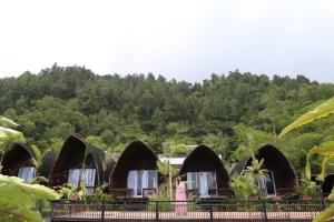 Bukit Delapan Glamping & Coffee