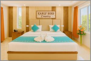 Hotel Shree Ramayanam Premium Near Ayodhya Railway Station 200m - Shri Ram Janmbhoomi Temple 900m - Free Wifi and Parking Facility - Fully Air conditioning Premium Room- Best Premium Hotel In Ayodhya