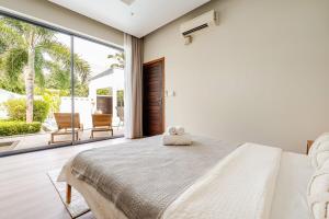 Baan Araya by Villacarte