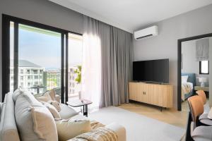 Bangtao The Title Legendary by Puket Sabay Rent F701