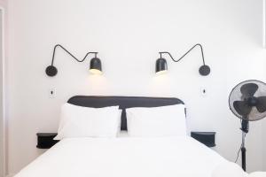 Flamingo 609 - Spacious 1 Bedroom Sea Point Apartment