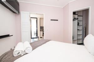 Flamingo 609 - Spacious 1 Bedroom Sea Point Apartment