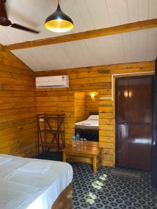 Chill Out Jasmine Restaurant Bar Rooms