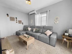 Casa Cueva Beach House for 14 PPL in Arecibo