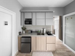 Casa Cueva Beach House for 14 PPL in Arecibo