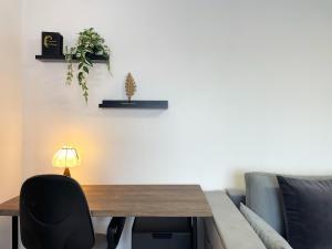 Travelers Nest in the Mountains with a Swing & AC