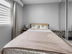 Casa Cueva Beach House for 14 PPL in Arecibo