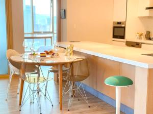 Prime Gangnam 2BR, Subway 1 Min, COEX Walk