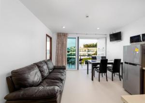 Karon Sea View 2 Bedrooms Apartment