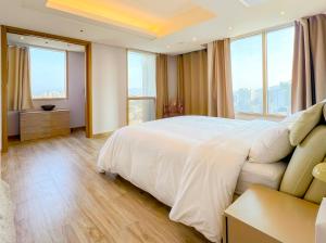 Prime Gangnam 2BR, Subway 1 Min, COEX Walk