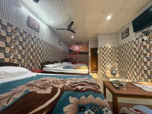 Hotel Aditya Sheraton