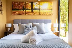 Cygnet Valley Hideaway by Tiny Away