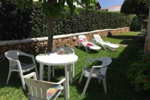 Forcat - Apartamento con jardín y piscina