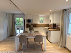 Au Bois Clair, Nature au coeur de la Sologne, Zoo de Beauval, Châteaux de la Loire, WIFI, 1 chambre, 2 lits, 1 SDB