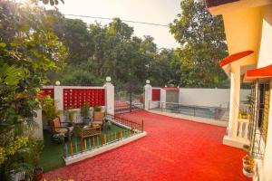 Mount Aurora I Staymist