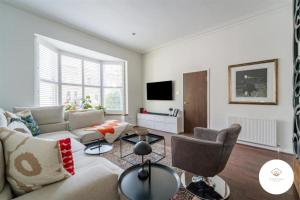 Elegant 5-Bed House Free Parking Edgbaston, Birmingham