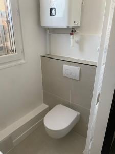 Le T2 Lumière dIvry Accès Jardin IDEAL 4 Personnes proche métro et toutes commodités