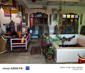 Pink Floyd cafe & hotel , pushkar