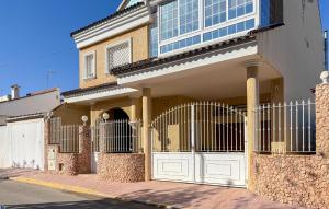 Nice Home In Fuente Álamo With Wifi