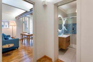 GuestHost - Rebs House