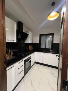 Lux appartement a hay elwahat