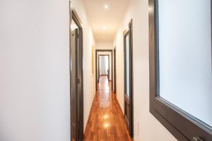 31ind1117- Apartment near sagrada Familia