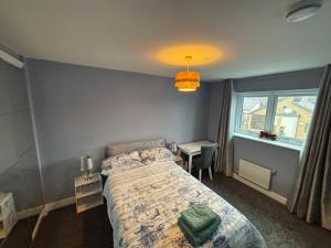 Homely Spacious En-suite near city centre