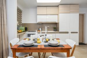 Lumina apartment opposite the Palace of Culture and Science